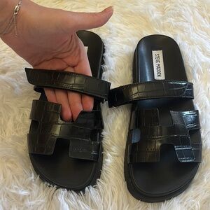 Steve Madden Black Slide Sandals